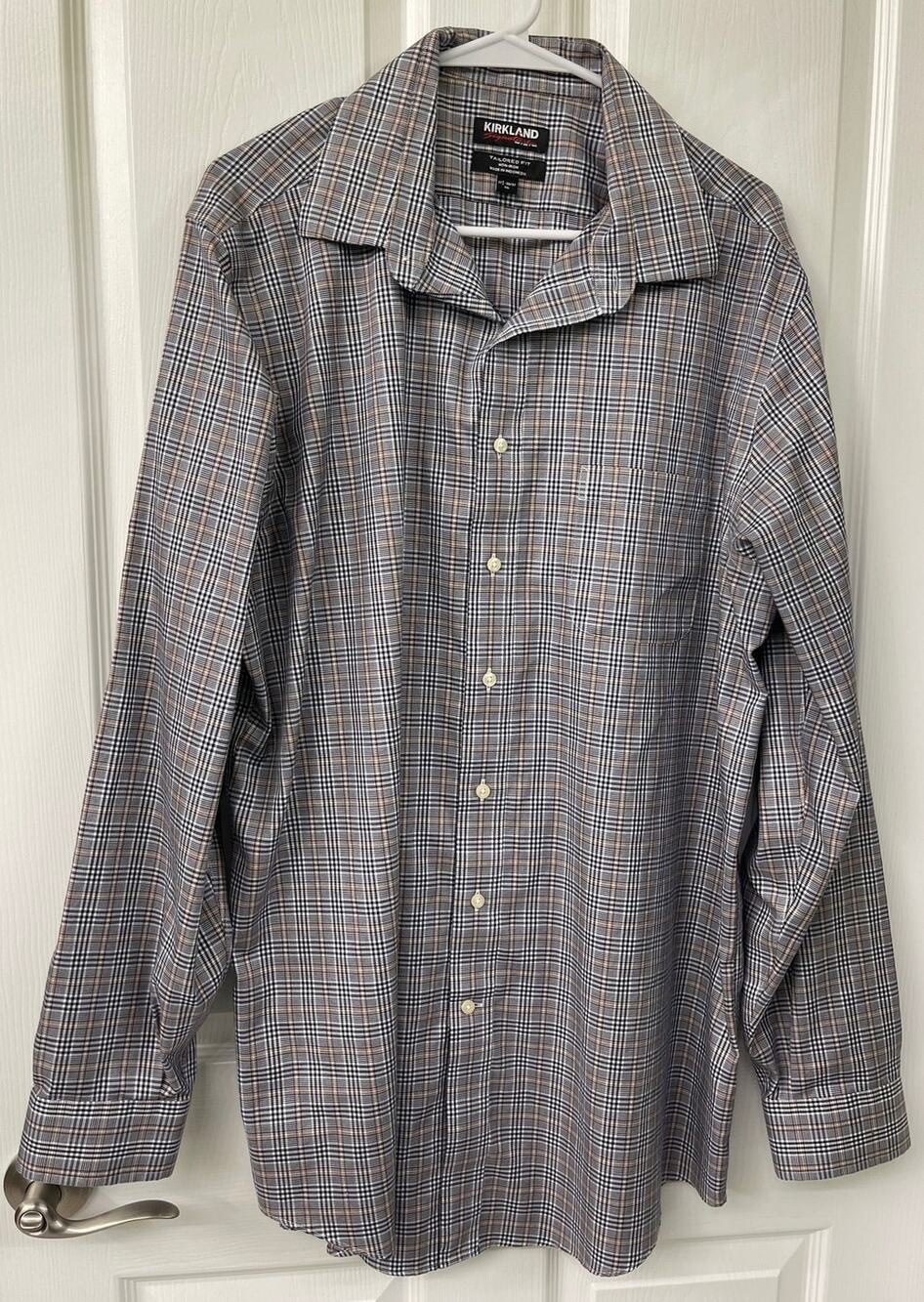 Kirkland Tailored Fit Non Iron XL 17.5 36/37 Men's long sleeve button shirt